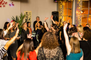 Bath Karaoke, Dining & Bottomless Evening Hen Do Ideas