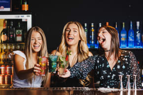 Glasgow Shake It | Cocktail Masterclass Activity Weekend Ideas