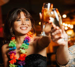 Nottingham Cocktail Teapots & Prosecco Hen Do Ideas