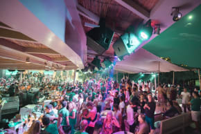 Mykonos Super Paradise Beach Club & Transfers Stag Do Ideas