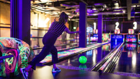 Bath Bowling & Drink Hen Do Ideas