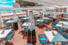 Barbuda Beach Club - Tables
