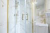 Moon ApartHotel - Triple Bathroom 2