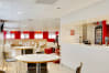 Travel Lodge - Cardiff QueenSt - BARCAFE
