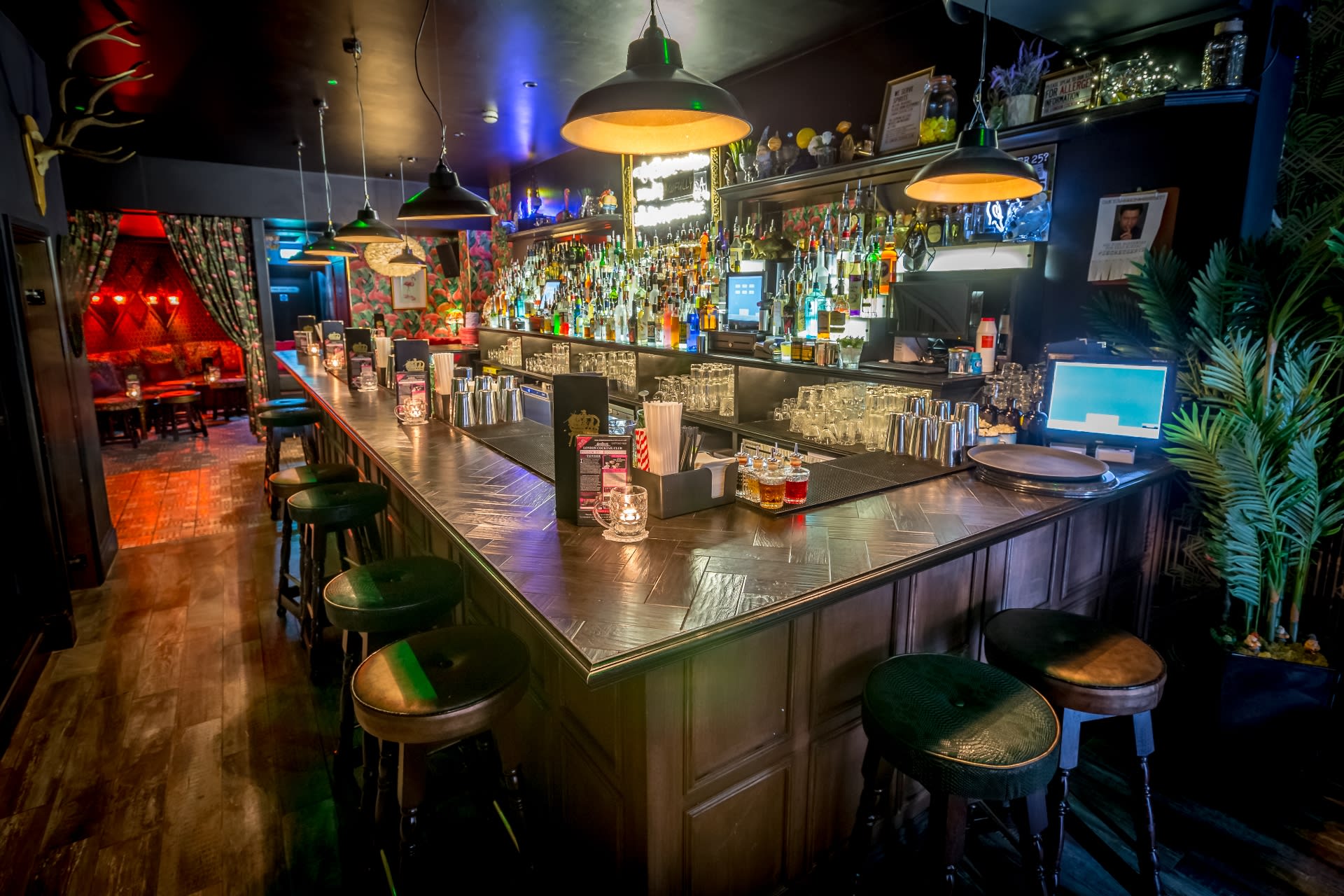 Bristol Triangle Bar