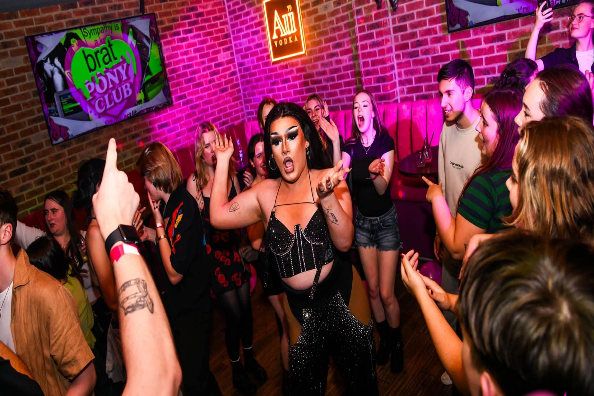 Rusty's Showbar