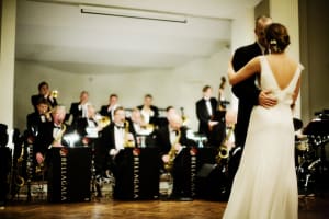 Wedding Band - How To Book A Band For The Wedding