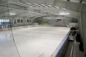 Hockey Hall Hamikovo ice skating rink