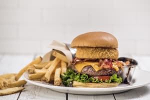 hard rock cafe Bar Meal - 3 Courses legendary burger
