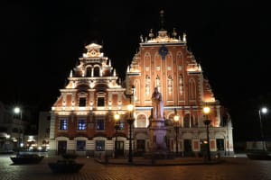 House Of The Black Heads