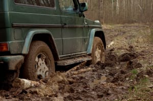 4x4 driving through the mud