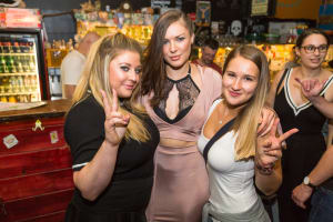 Bar Crawls Local Guided Nightclub Hen - Budapest CHILLISAUCE