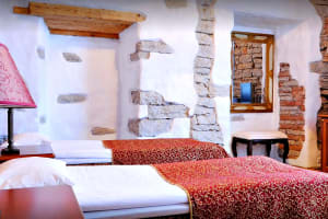 4★ Twin/Triple Rooms