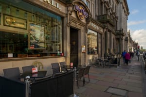 Hard Rock Cafe Edinburgh_Patio