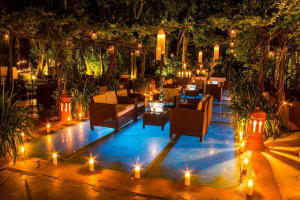 Funky Budha Nightclub Entry