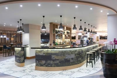 Mercure Cardiff - Bar2