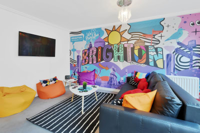 Brighton's Best BIG House living room wall paint