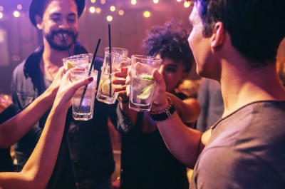 friends drinking in nightclub
