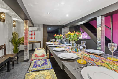 Brighton Getaways Moroccan Hub Dining