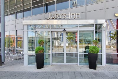 Jurys Inn - Liverpool - Outside
