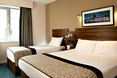 Jurys Inn - Parnell Street - bedroom