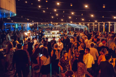 Level 27 - Terrace area